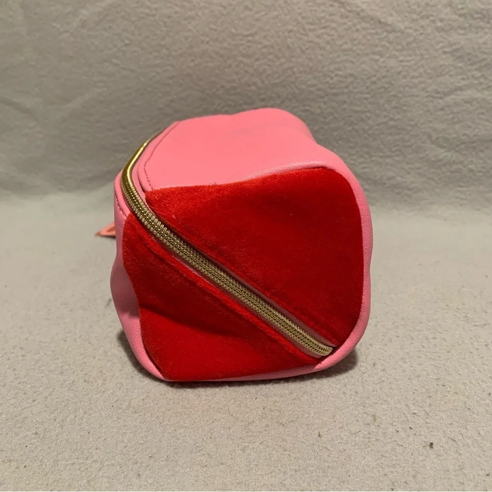 Juicy Couture Pink/Red Just Say Oui Makeup Cosmetic Bag